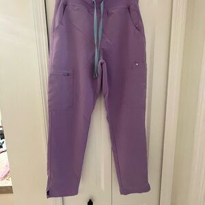 Lilac dawn yola High-Waisted petite skinny Scrub Pants small